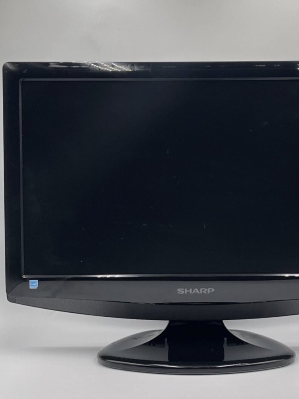 Sharp LC-19SB24U 19" 720p HD LCD TV Monitor Gaming TV - Tested Works
